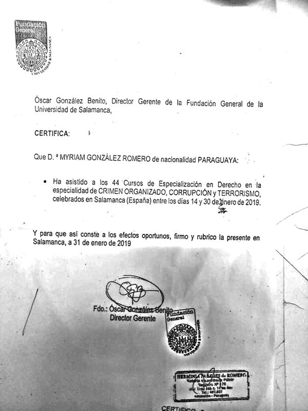 Esta es la constancia que presentó la funcionaria de Essap al no recibir el diploma por no asistir a las 60 horas de clases.